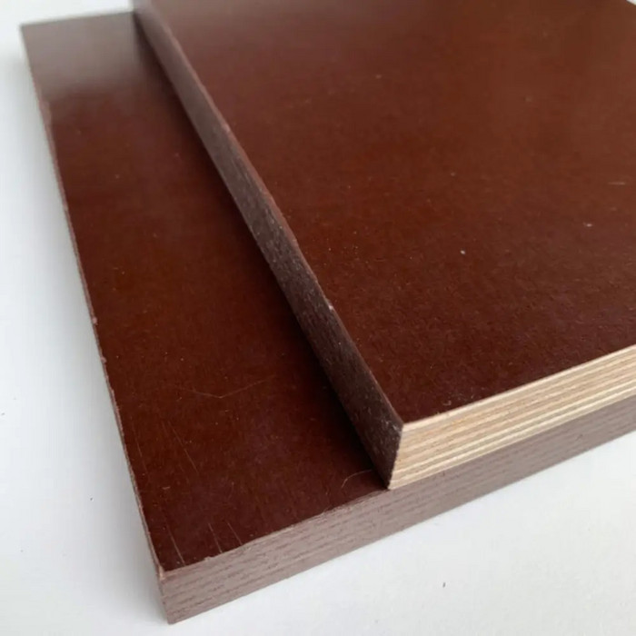 Ламинированная фанера СВЕЗА сорт 3/3 15х1220х2440 мм